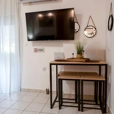 Elenis Modern Appartamento *